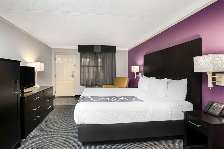 Room 16 of 61