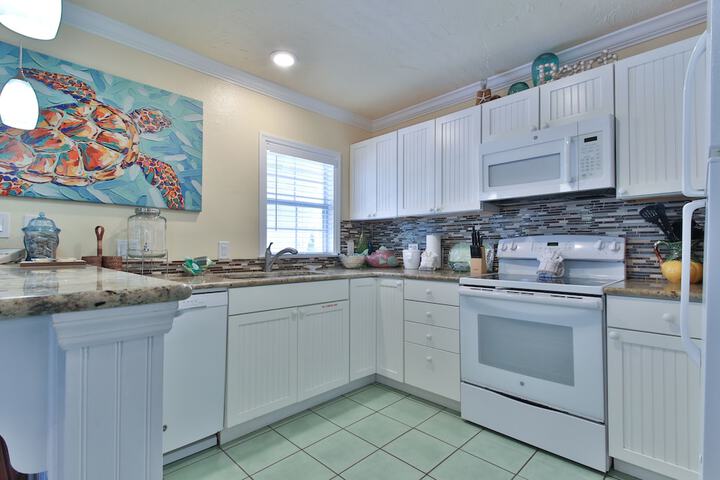 Tradewinds Beach Resort
