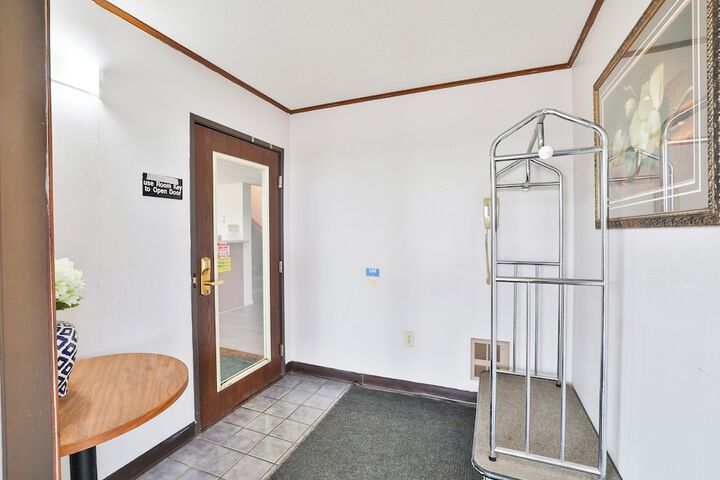 OYO Hotel Pipestone MN Canterbury Park
