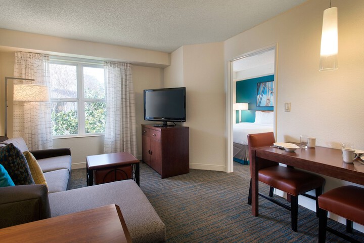 Room 20 of 29