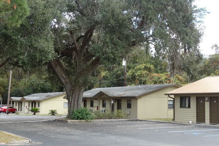 Property Grounds 27 of 28