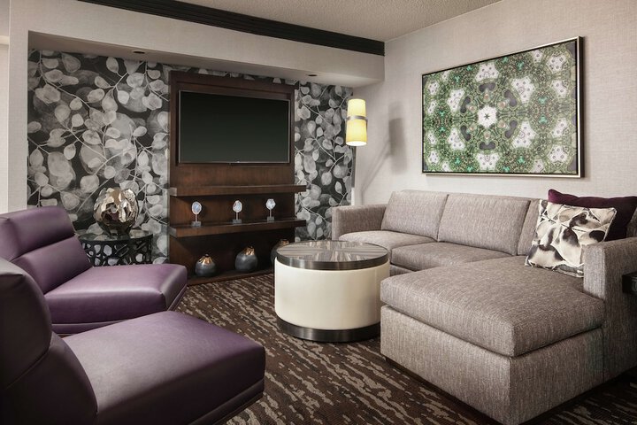 Room 22 of 63