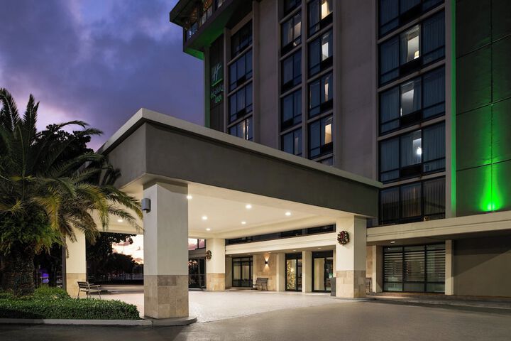 Holiday Inn Miami - International Airport by IHG
