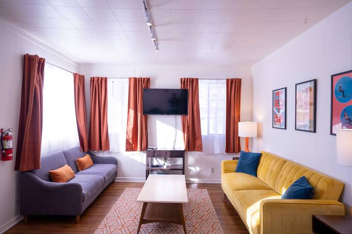 Room 44 of 79