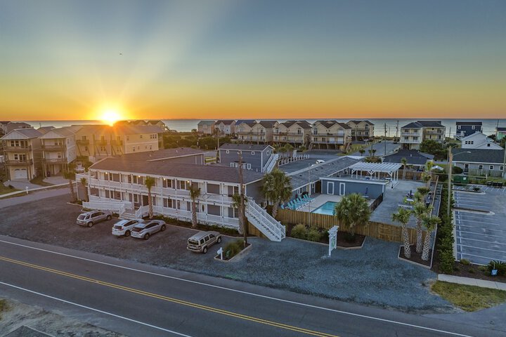 Loggerhead Inn & Suites