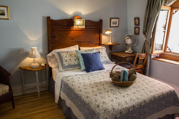 Room 3 of 24