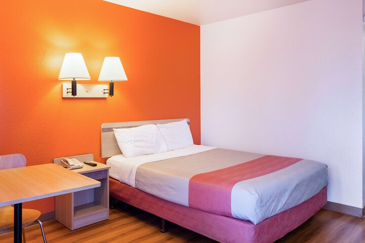 Motel 6 Mojave CA