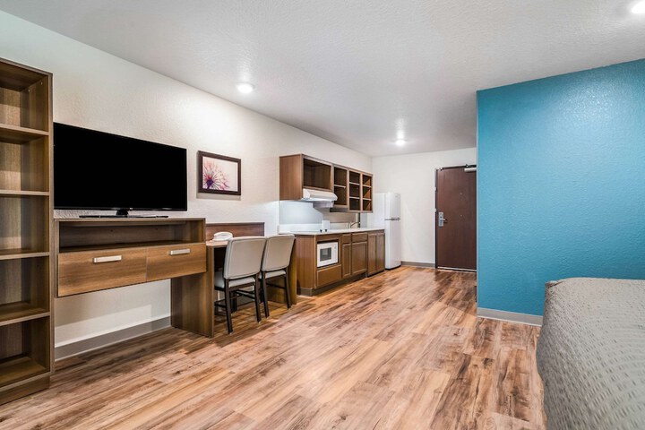 Room 31 of 34