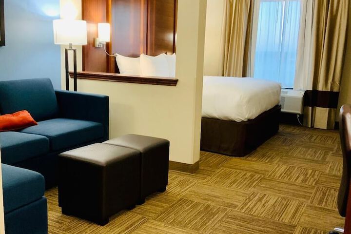Room 47 of 70