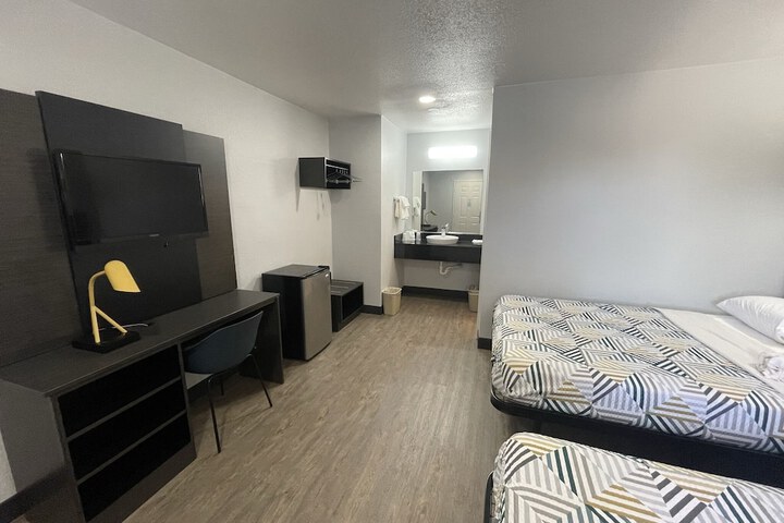 Room 39 of 59