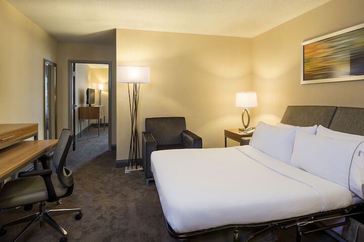 Holiday Inn Express & Suites Sherwood Park-Edmonton Area by IHG