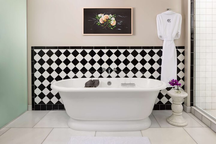 The Candler Hotel Atlanta Curio Collection by Hilton