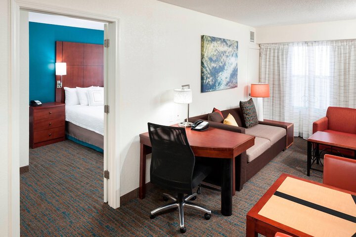 Room 17 of 29
