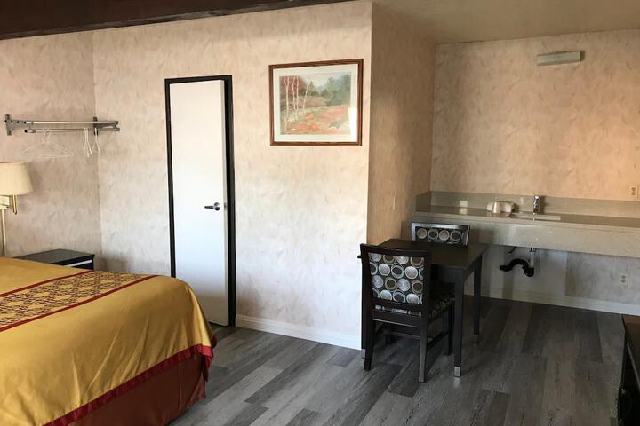 Manhattan Inn & Suites - LAX
