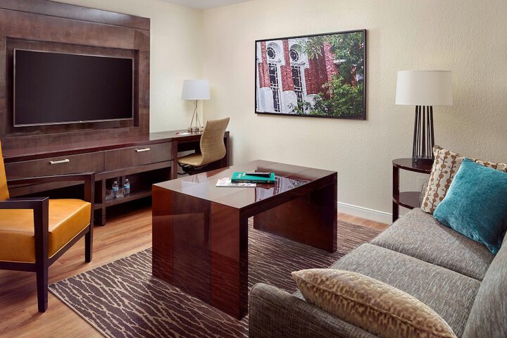 Room 16 of 43