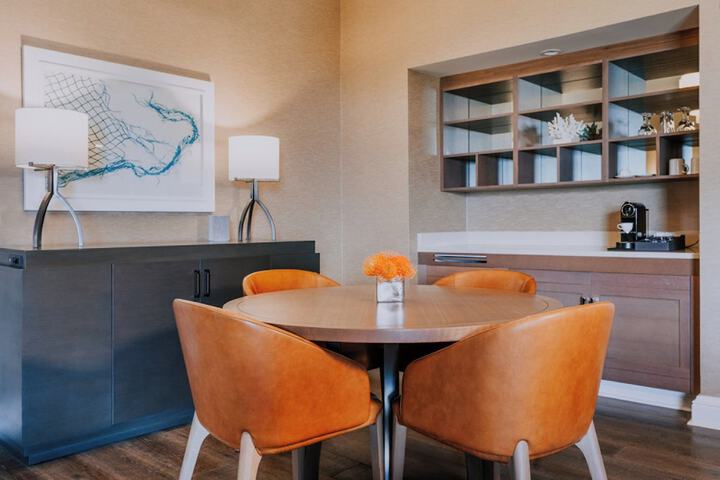 Room 109 of 164