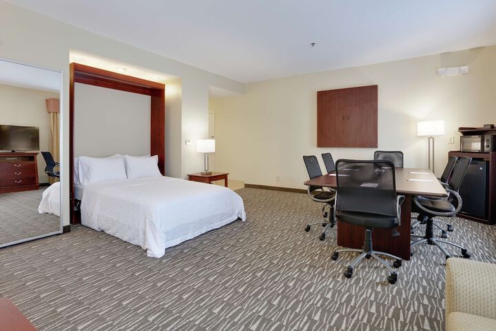 Room 35 of 49