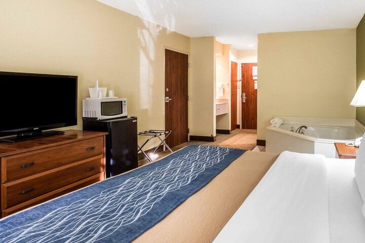 Room 12 of 26