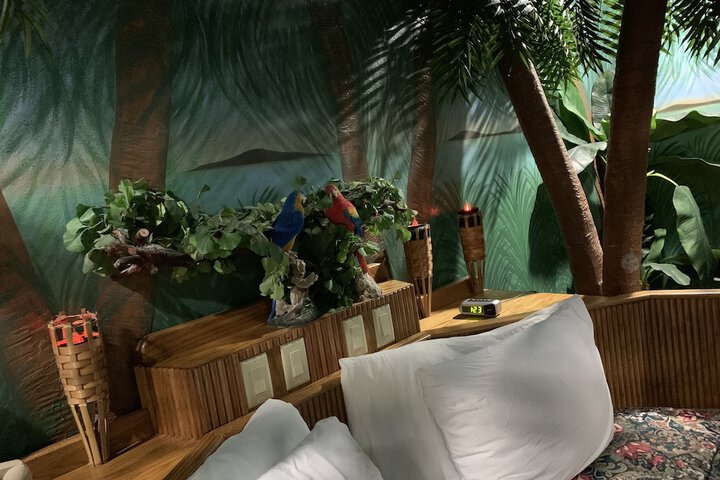 Room 26 of 55