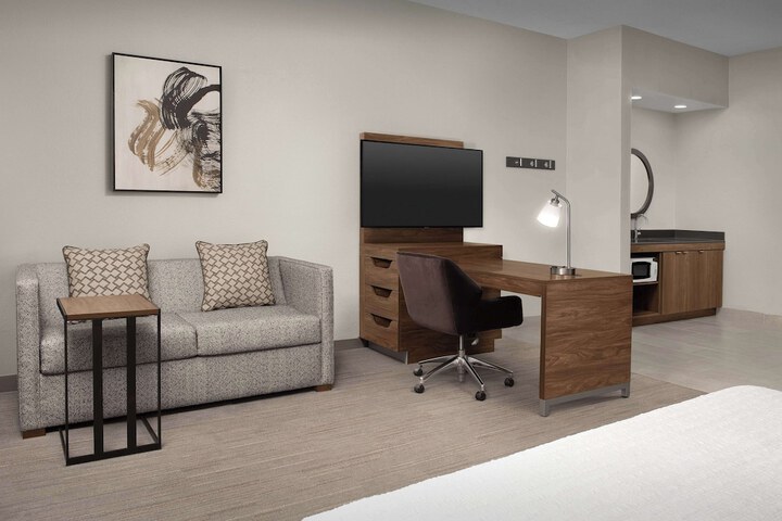 Room 15 of 43