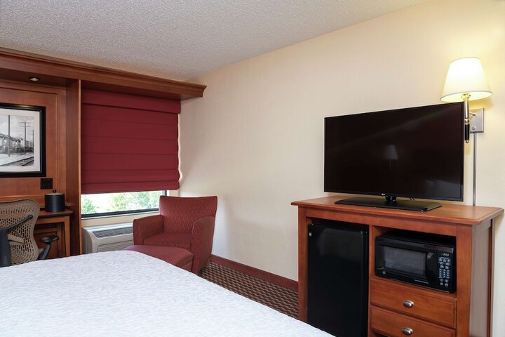 Room 37 of 63