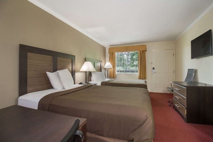 Room 20 of 37
