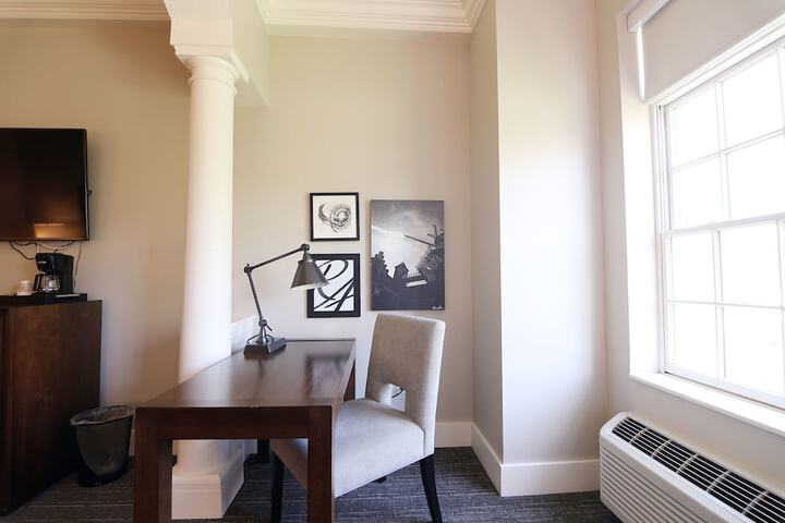 Room 18 of 20