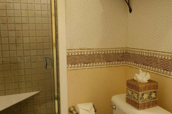Room 29 of 64