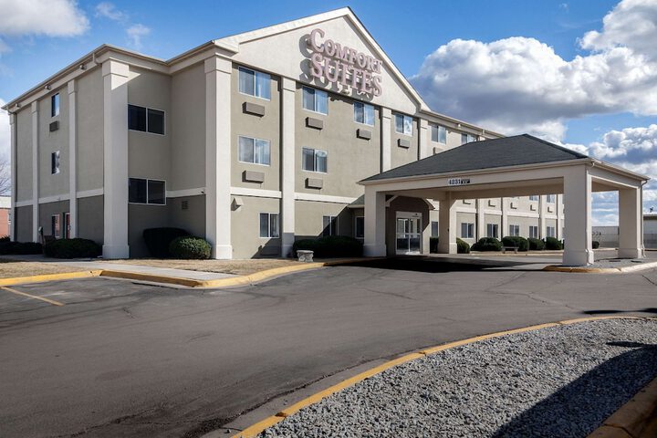 Hotel 2 of 36