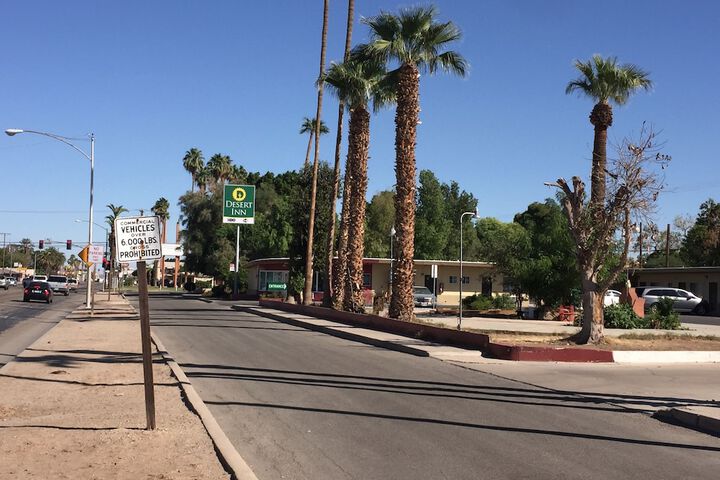 Desert Inn
