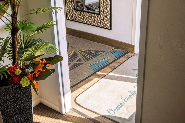 Ocean Sands Beach Boutique Inn - Stay at the Beach