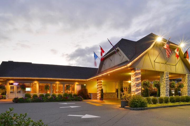 Hotel 4 of 40