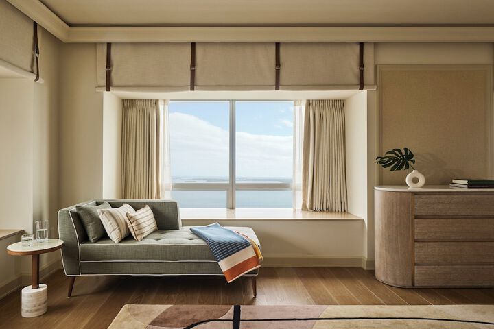 Four Seasons Hotel Miami