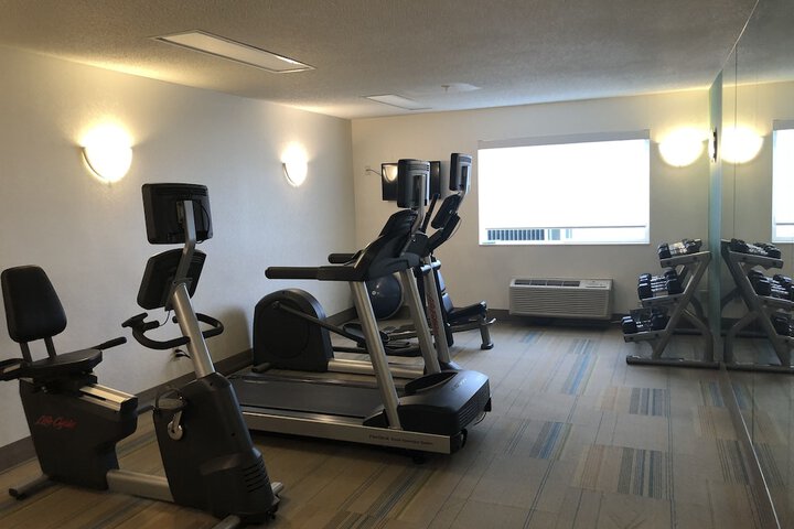 Holiday Inn Express Mt. Vernon by IHG