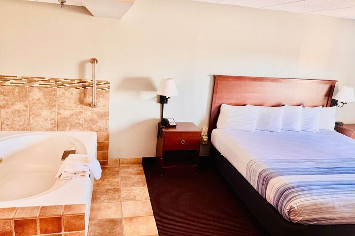 AmericInn by Wyndham Stillwater