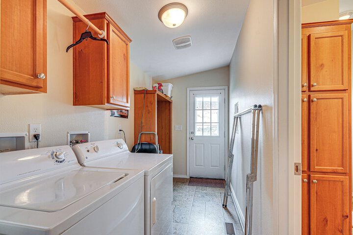 Ranch House in Boulder! Gateway to Nearby Parks!