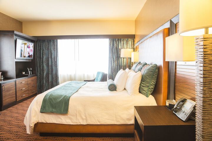 Room 14 of 30
