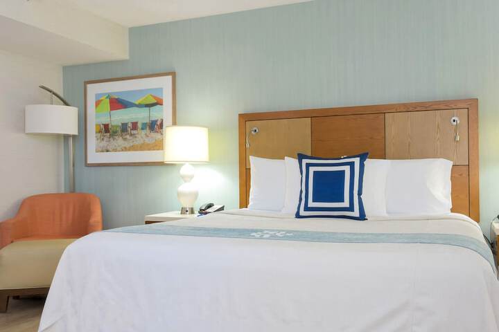 Room 20 of 37