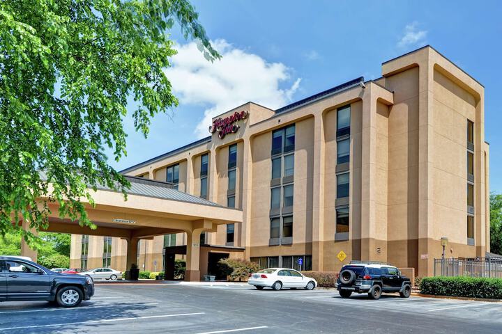 Hotel 6 of 52