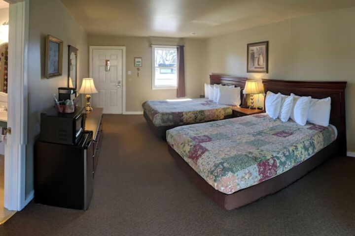 Room 26 of 34
