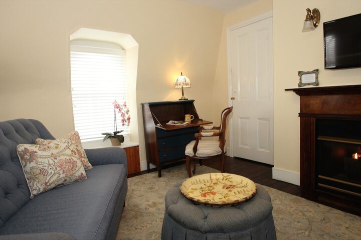 Room 46 of 50