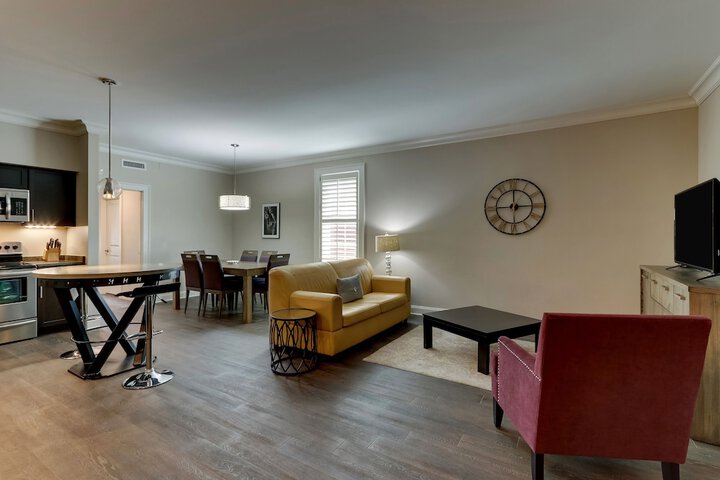 Room 15 of 43
