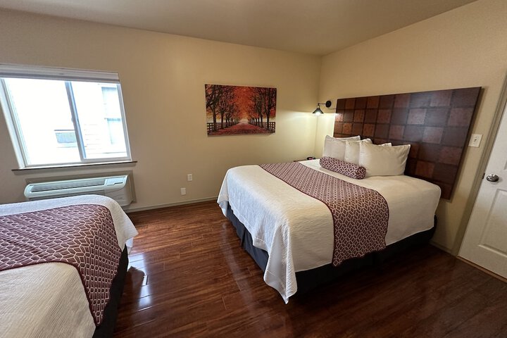 Room 10 of 38