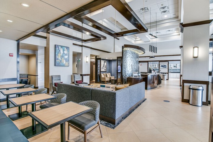 Hyatt Place Fort Worth / Hurst
