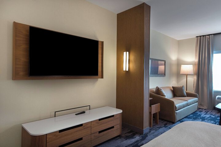 Room 17 of 31
