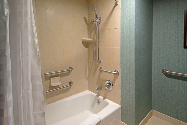 Hyatt Place San Diego / Vista-Carlsbad