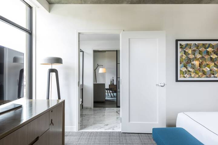 Room 26 of 124