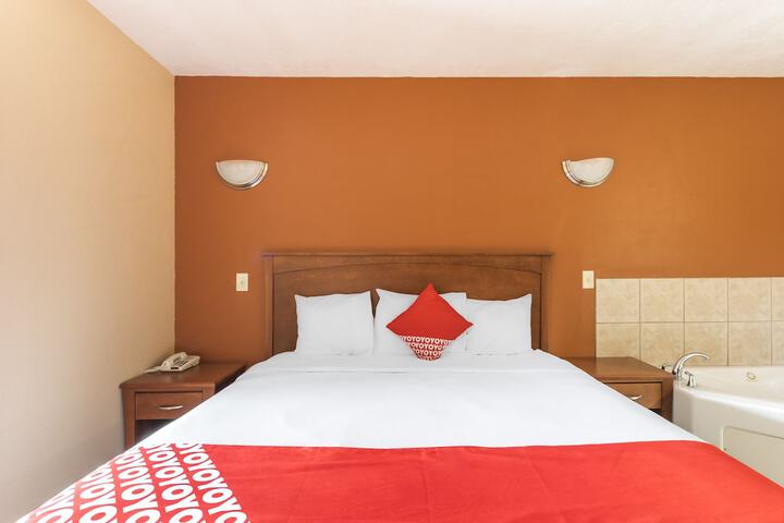 Room 14 of 28
