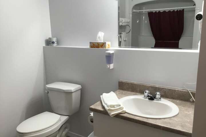 Room 18 of 25