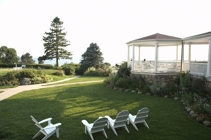 The Colony Hotel
